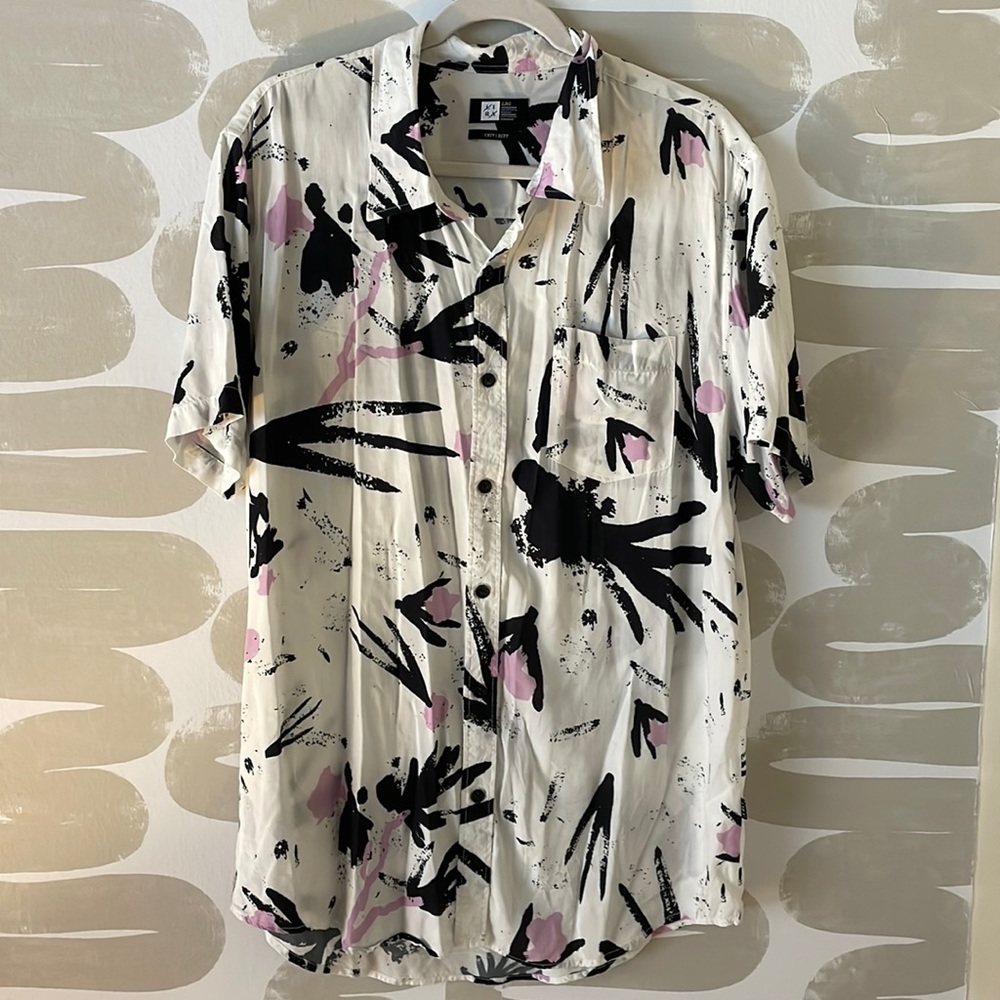 Relaxed shirt sleeve button up shirt